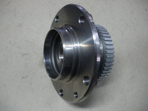 Moyeu de Roue AV origine - 676.00 HT