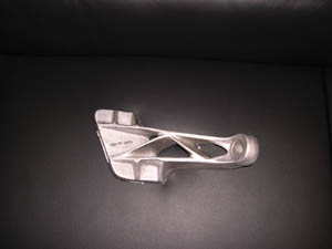 Support moteur côté gauche (avec silentbloc) spécifique S14 - 359.00 HT